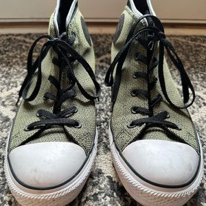 Converse syde street